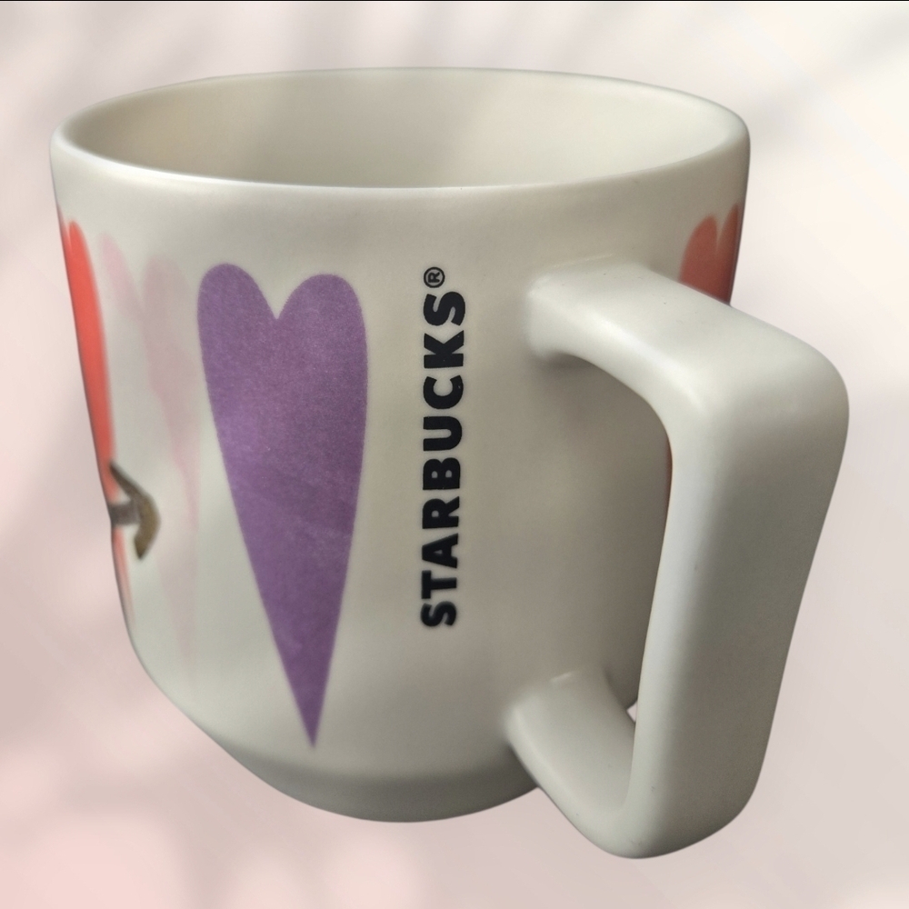 Starbucks 2016 Valentine Mug with Heart and Arrow Design - 12oz EUC - Picture 2 of 4